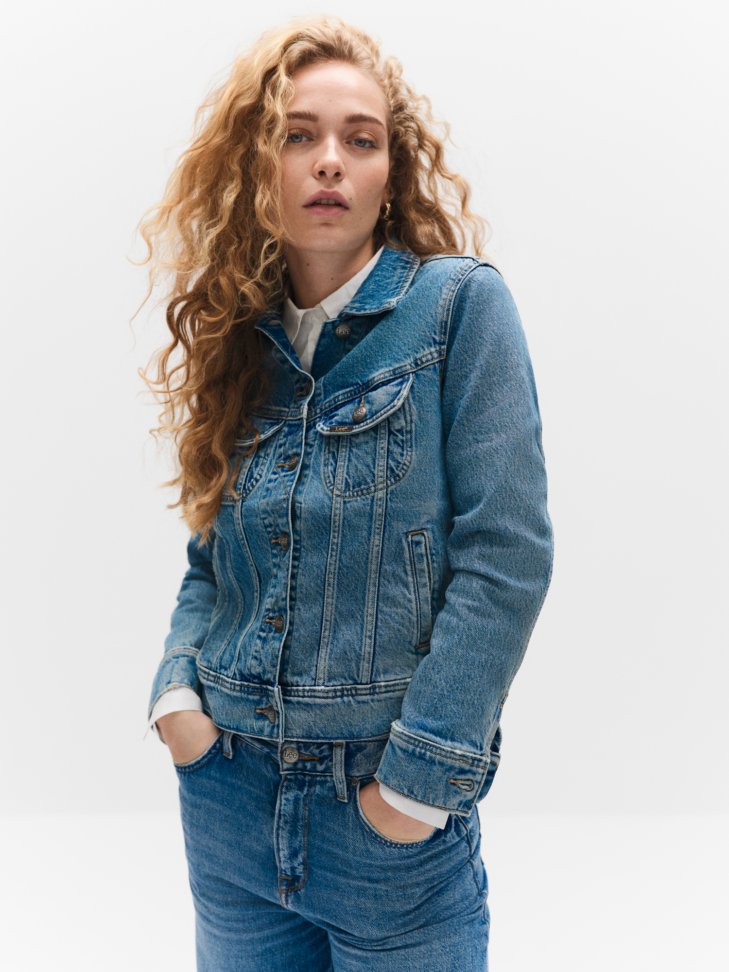 251107_MQ_DenimK2_3_0551_web_lowres